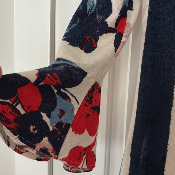 Floral fully lined sweater dress - Picture 3 of 6